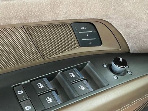 Used 2022 Audi e-tron GT Prestige w/ Prestige Package image 17