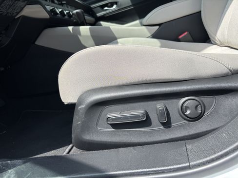 Used 2025 Honda Accord SE image 9