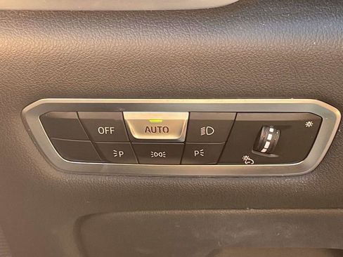 Used 2023 BMW X5 sDrive40i w/ Premium Package image 28