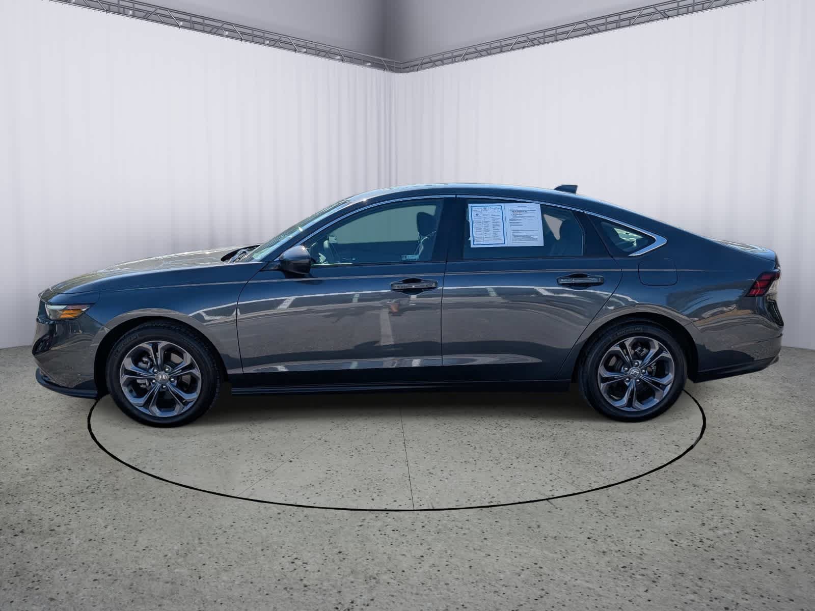 Certified 2023 Honda Accord EX image 6