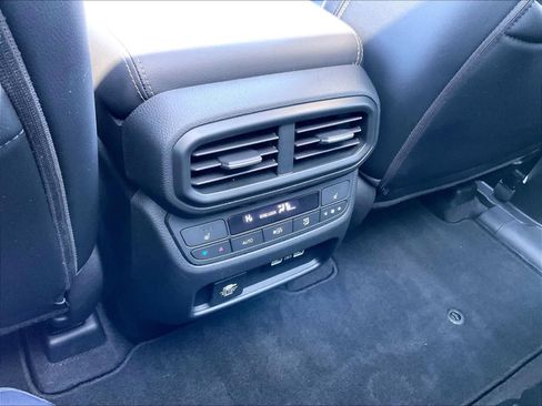 Certified 2023 Honda Pilot Elite image 29