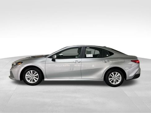 New 2026 Toyota Camry LE FWD image 2