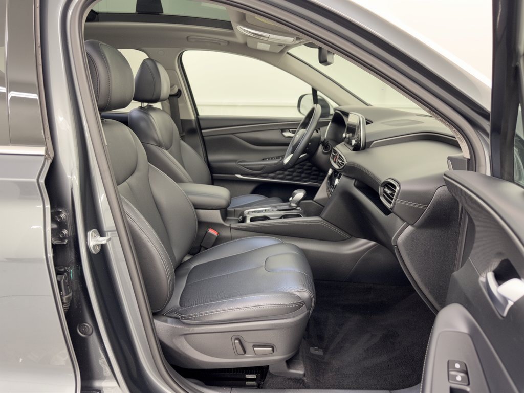 Used 2020 Hyundai Santa Fe Limited FWD image 30