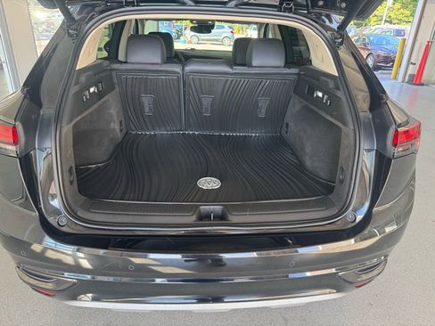 Used 2023 Buick Envision Preferred image 45