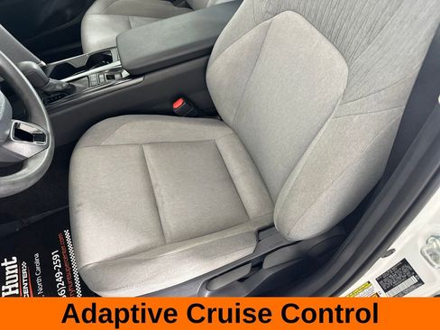 Used 2025 Toyota Camry LE FWD image 10