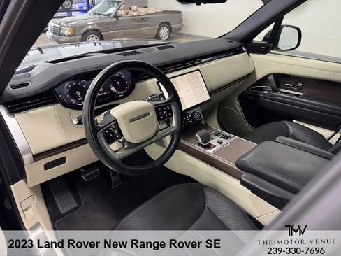 Used 2023 Land Rover Range Rover SE image 18