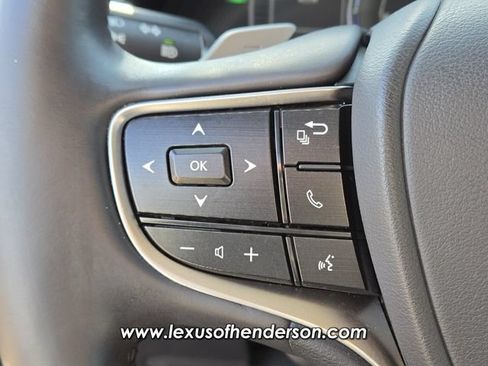 Certified 2022 Lexus ES 300h w/ Accessory Package FWD image 25
