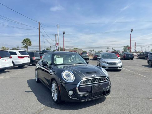 Used 2016 MINI Cooper S FWD image 12