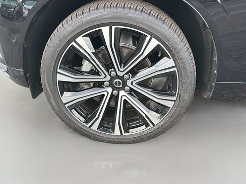 Used 2023 Volvo XC60 B5 Ultimate AWD/4WD image 41