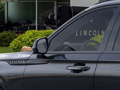New 2026 Lincoln Aviator Black Label w/ Jet Appearance Package image 20