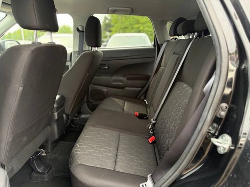 Used 2025 Mitsubishi Outlander Sport AWD image 10