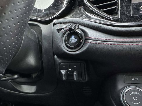 Used 2023 Dodge Durango GT image 31