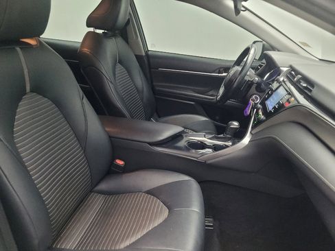Used 2019 Toyota Camry SE image 21