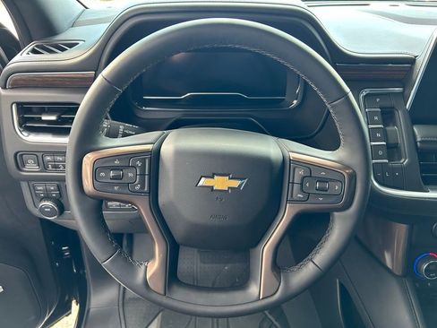 Used 2024 Chevrolet Suburban High Country w/ Max Trailering Package image 23