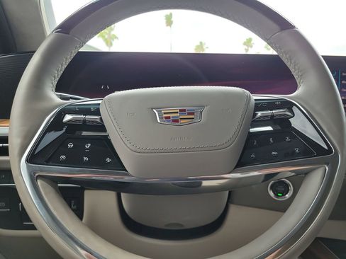 Used 2025 Cadillac Escalade Sport Platinum w/ LPO, Floor Liner Package image 35