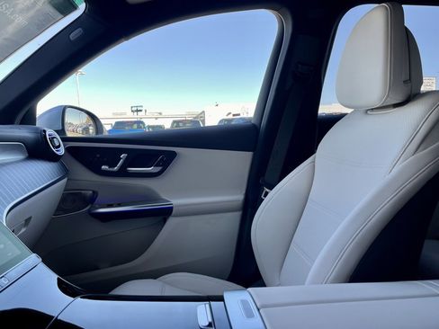 Certified 2025 Mercedes-Benz GLC 350e 4MATIC image 47
