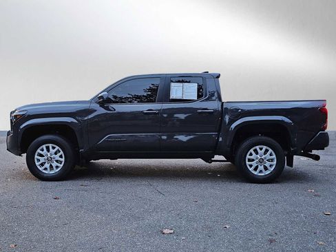Used 2024 Toyota Tacoma SR5 image 6