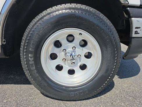 Used 2001 Ford F150 XL image 10