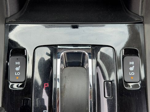 Used 2017 Honda Accord EX-L image 29