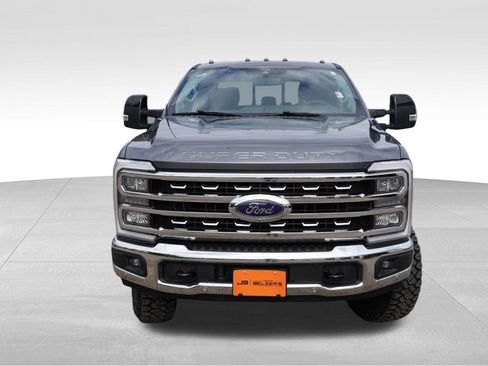 Certified 2026 Ford F350 Lariat w/ Tremor Off-Road Package AWD/4WD image 13