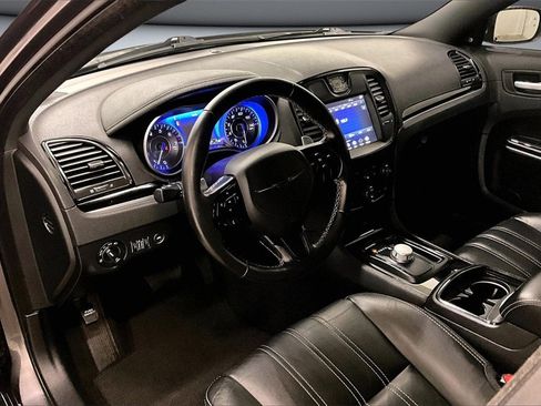 Used 2021 Chrysler 300 S image 17