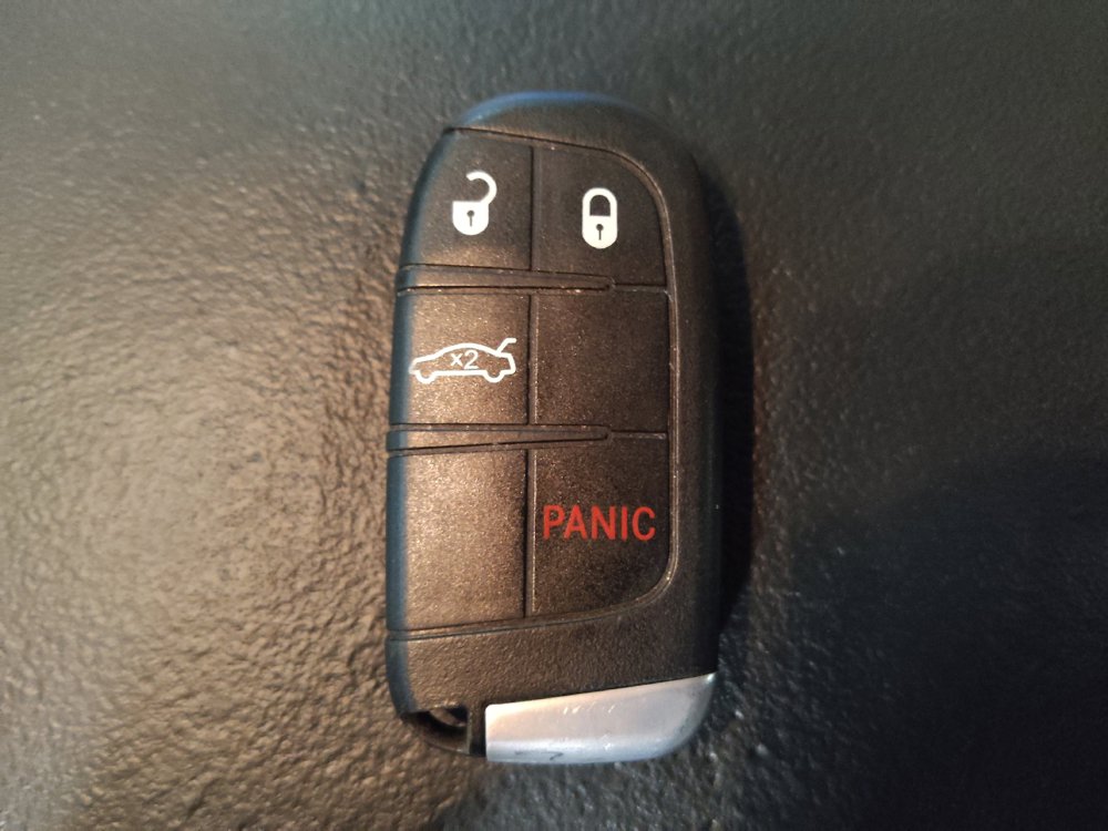 Used 2016 Chrysler 200 Limited FWD image 32
