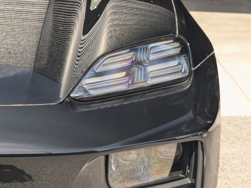 Used 2025 Porsche Macan Turbo Electric image 12