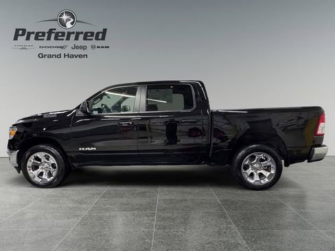 Used 2022 RAM 1500 Big Horn AWD/4WD image 9