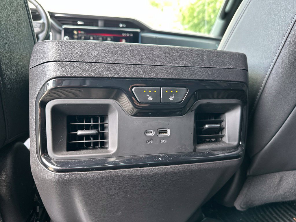 Used 2024 GMC Sierra 1500 AT4 w/ Technology Package AWD/4WD image 35