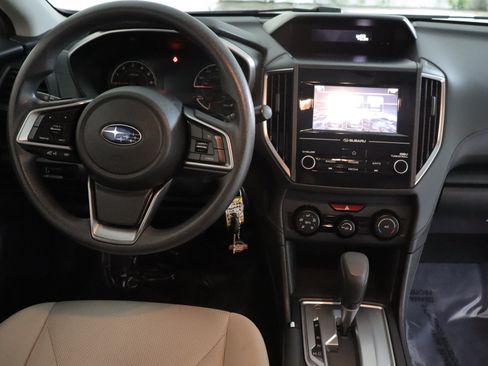 Used 2017 Subaru Impreza 2.0i Premium AWD/4WD image 2