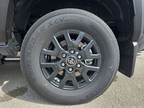 New 2026 Toyota 4Runner SR5 image 32