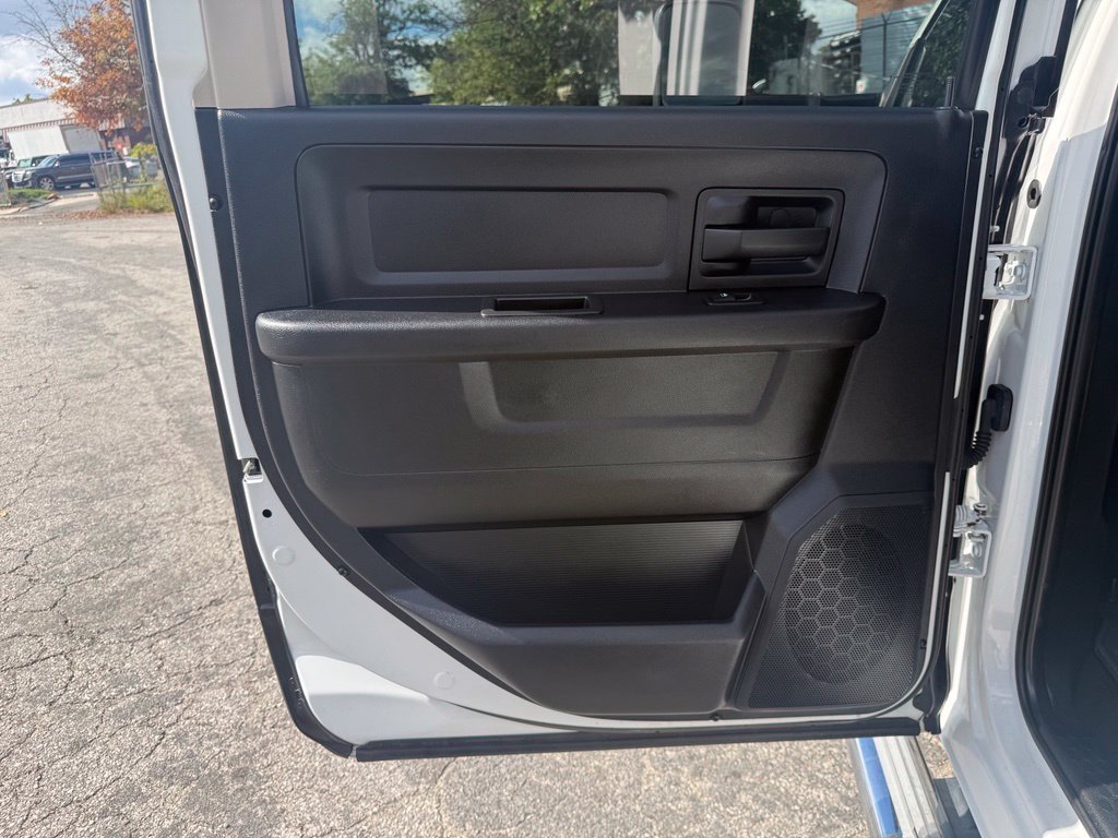 Used 2018 RAM 3500 Tradesman w/ Chrome Appearance Group AWD/4WD image 41