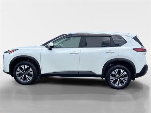 Used 2023 Nissan Rogue SV FWD image 2