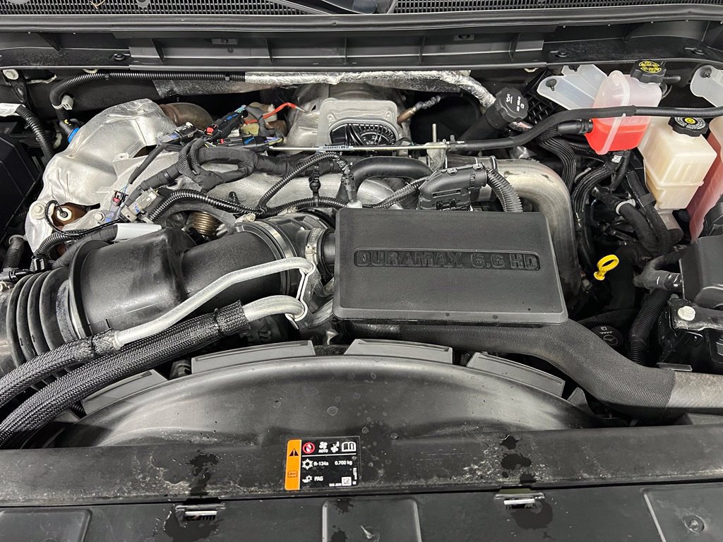 Used 2025 GMC Sierra 2500 AT4X AWD/4WD image 11