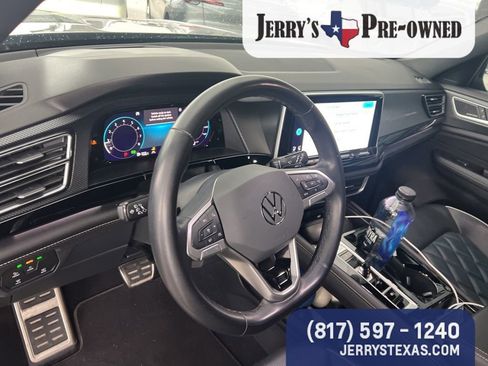 Used 2024 Volkswagen Atlas Cross Sport SEL Premium R-Line AWD/4WD image 8