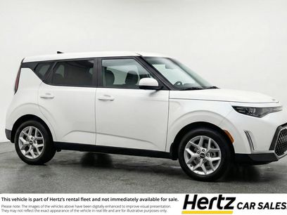 Used 2025 Kia Soul LX w/ LX Technology Package