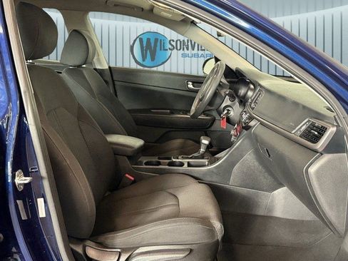 Used 2017 Kia Optima LX image 6