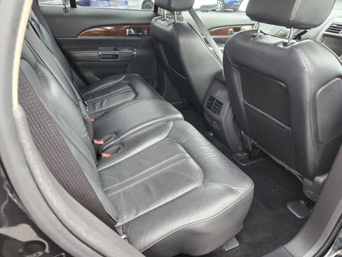 Used 2014 Lincoln MKX AWD w/ Equipment Group 101A image 23