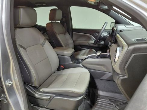 Certified 2024 Chevrolet Colorado ZR2 w/ ZR2 Convenience Package III image 30