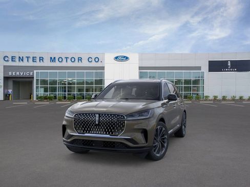 New 2026 Lincoln Aviator Reserve image 2
