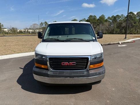 Used 2023 GMC Savana 2500 w/ Driver Convenience Package image 12