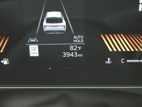 New 2025 Kia K4 FWD image 16
