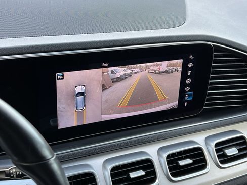 Used 2020 Mercedes-Benz GLE 350 4MATIC image 17