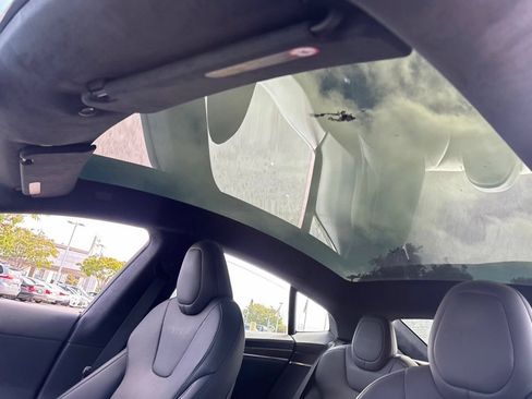 Used 2021 Tesla Model S Plaid AWD/4WD image 7