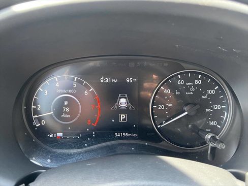 Used 2024 Nissan Kicks SV FWD image 12