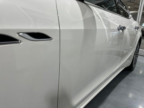 Used 2019 Maserati Ghibli S GranLusso RWD image 17