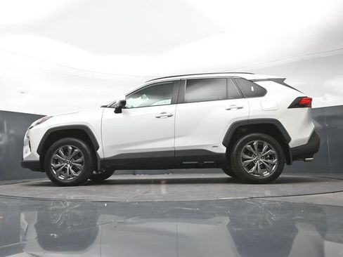 Used 2024 Toyota RAV4 XLE Premium w/ Weather Package AWD/4WD image 33