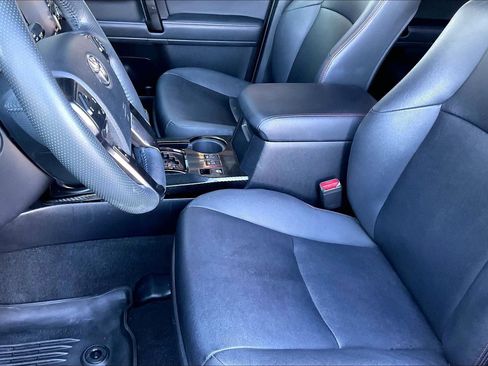 Used 2020 Toyota 4Runner TRD Off-Road Premium w/ Moonroof Package image 16