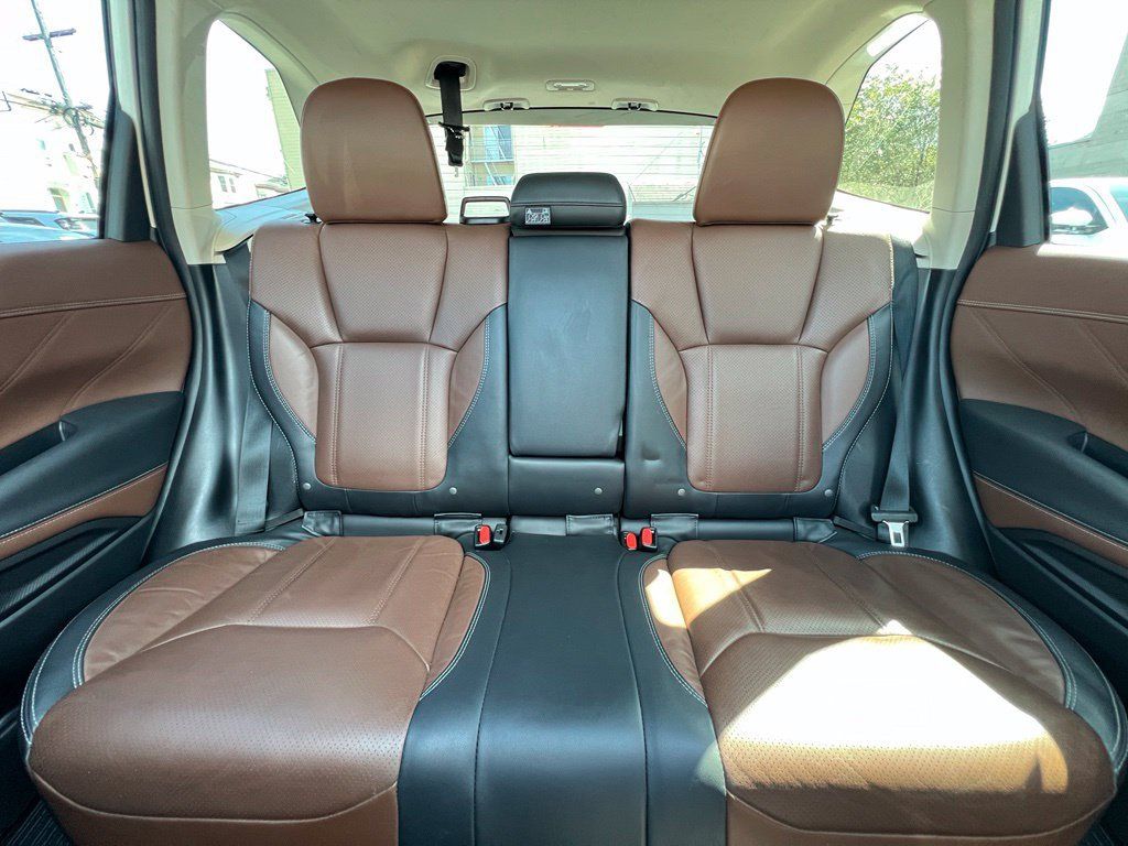Used 2023 Subaru Forester Touring w/ Popular Package #2 AWD/4WD image 15