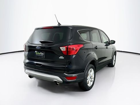 Used 2019 Ford Escape SE FWD image 9